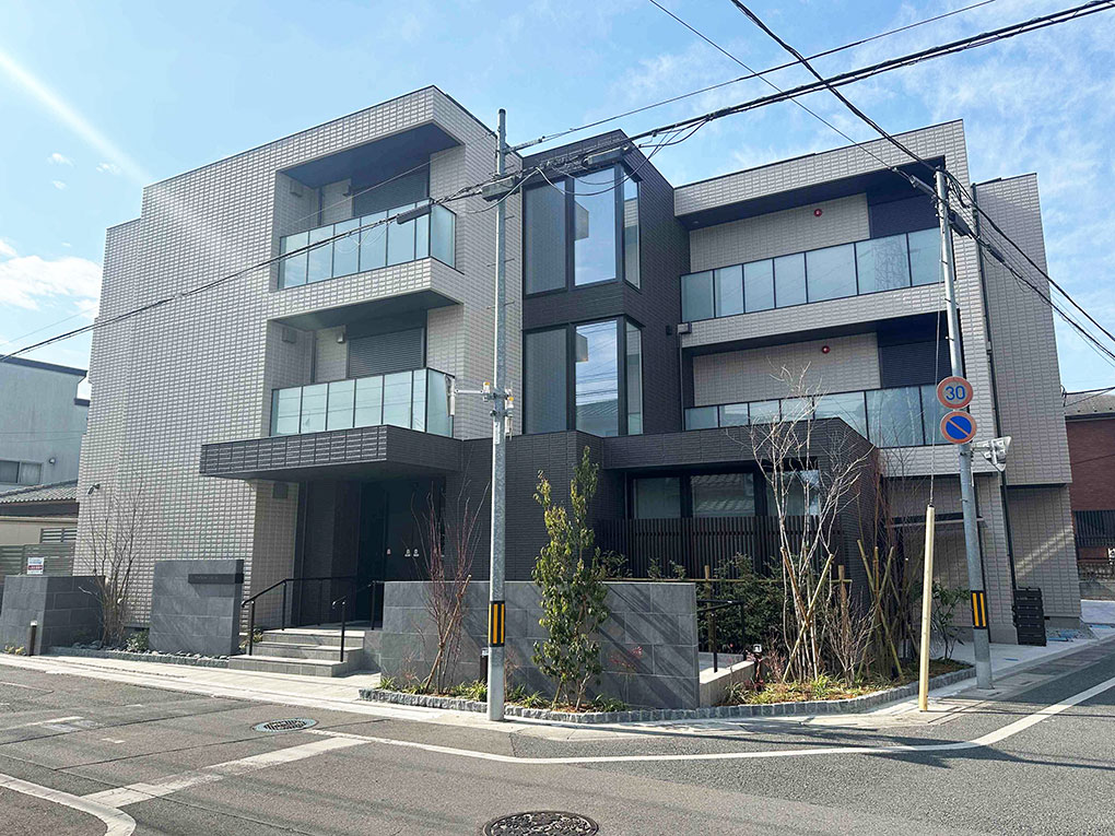 フォンターナ大宮